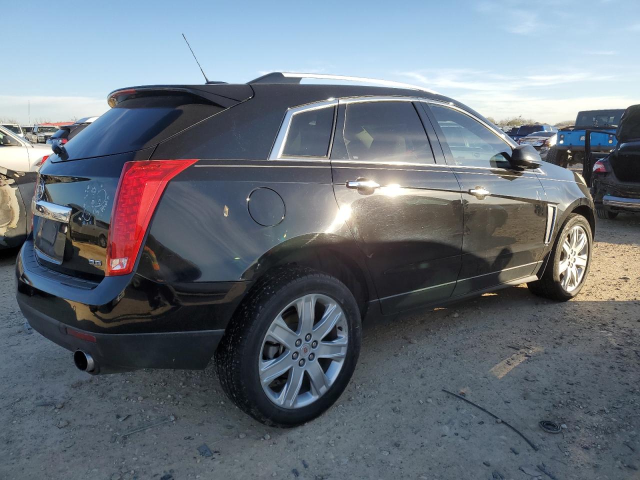 2015 Cadillac SRX - Image 3