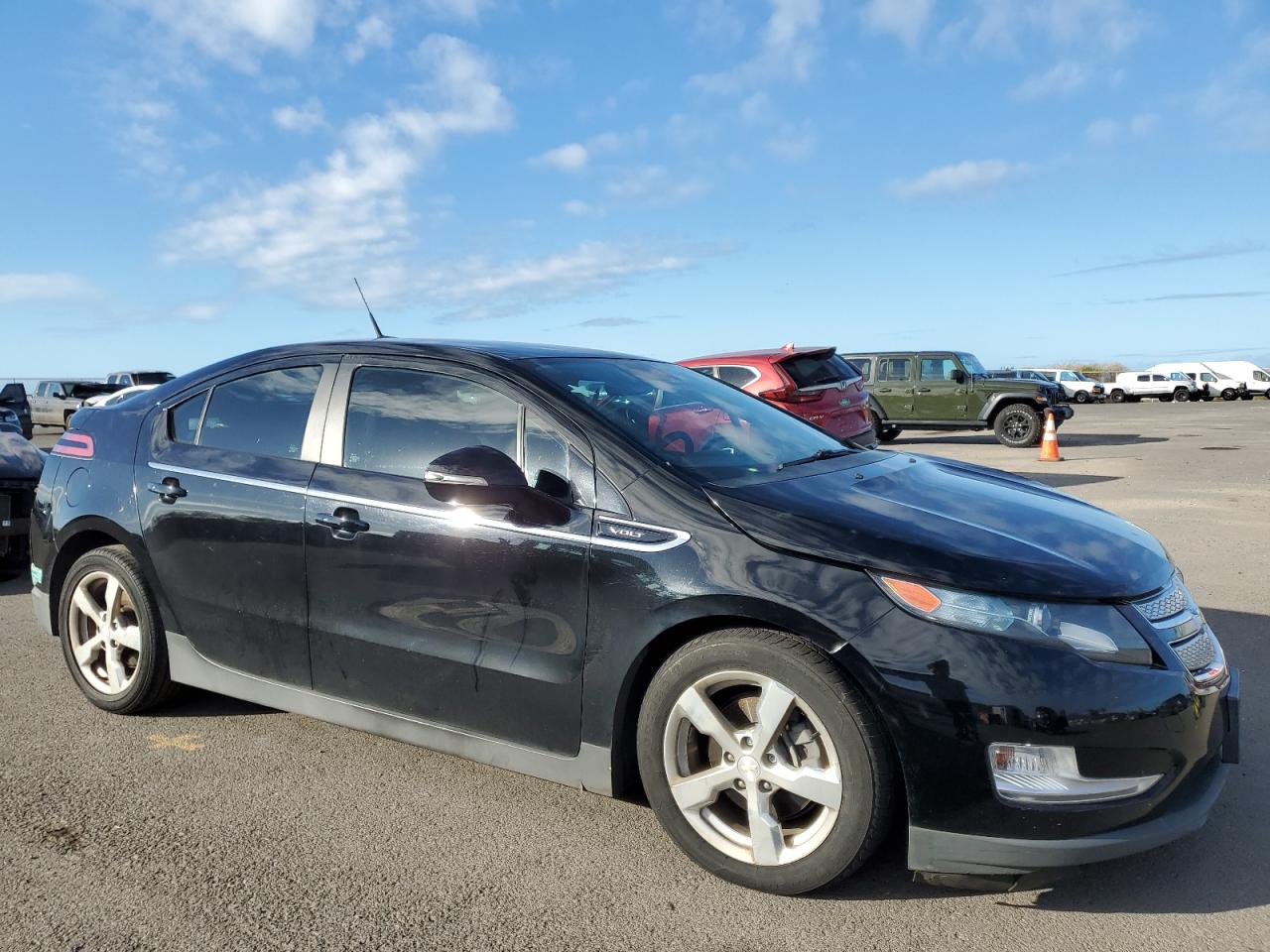 2014 Chevrolet Volt - Image 4