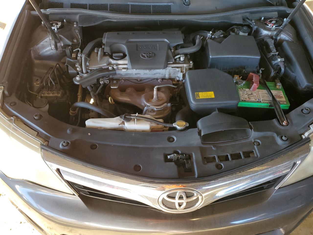 2013 Toyota Camry - Image 11