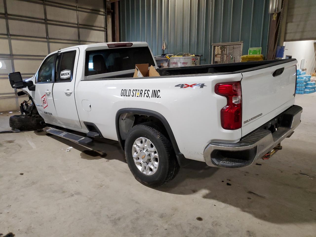 2022 Chevrolet Silverado - Image 2