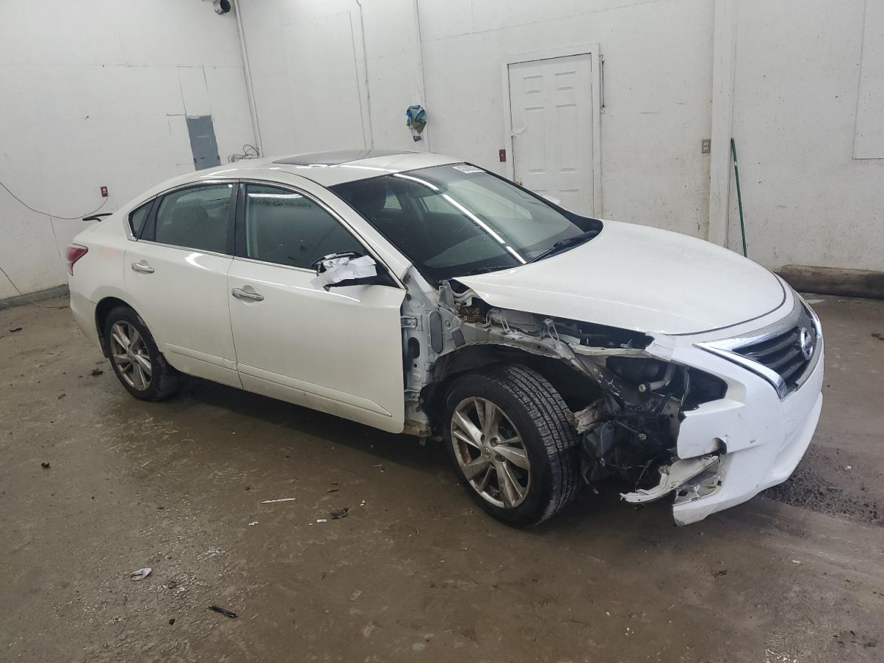 2014 Nissan Altima - Image 4