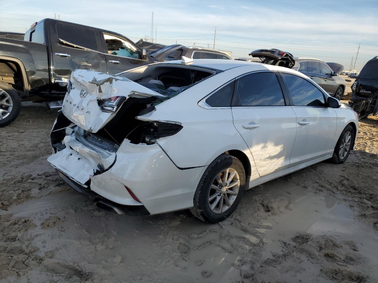 2018 Hyundai Sonata - Image 3