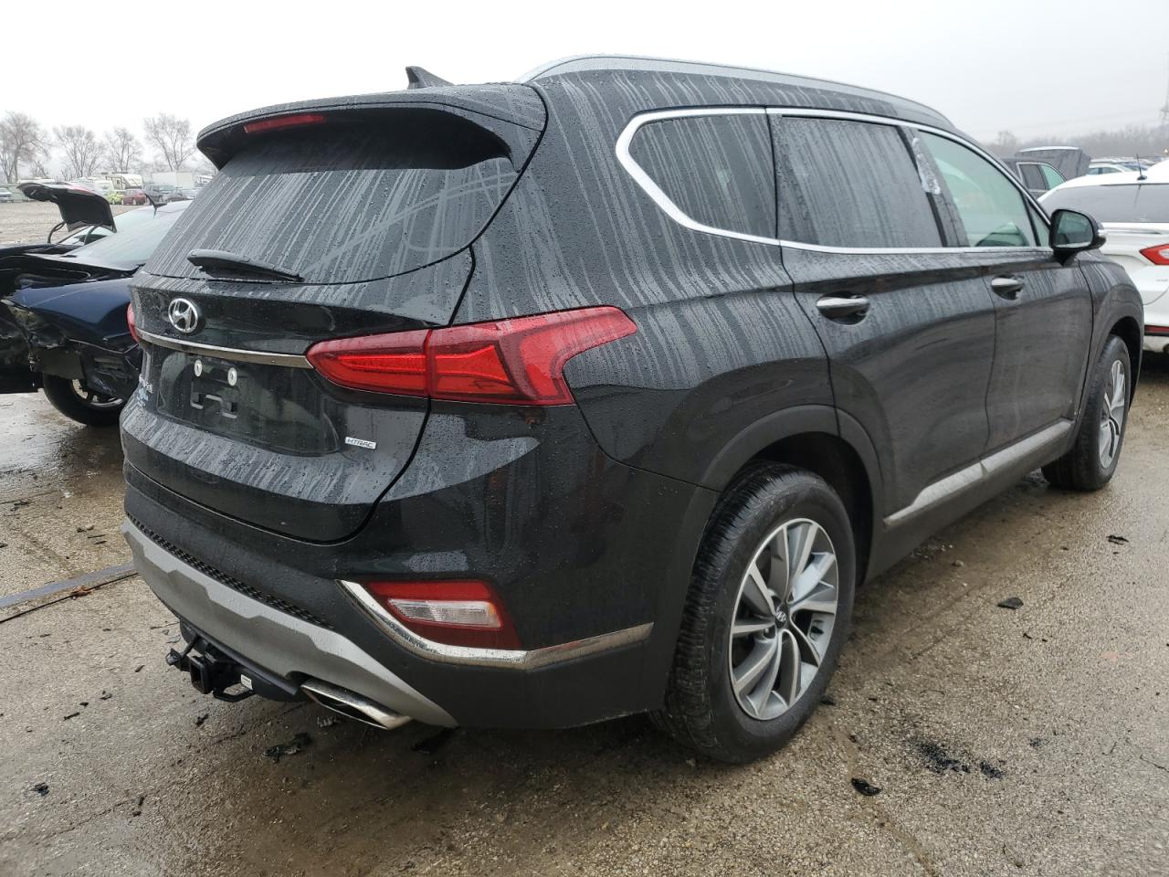 2019 Hyundai Santa Fe - Image 3