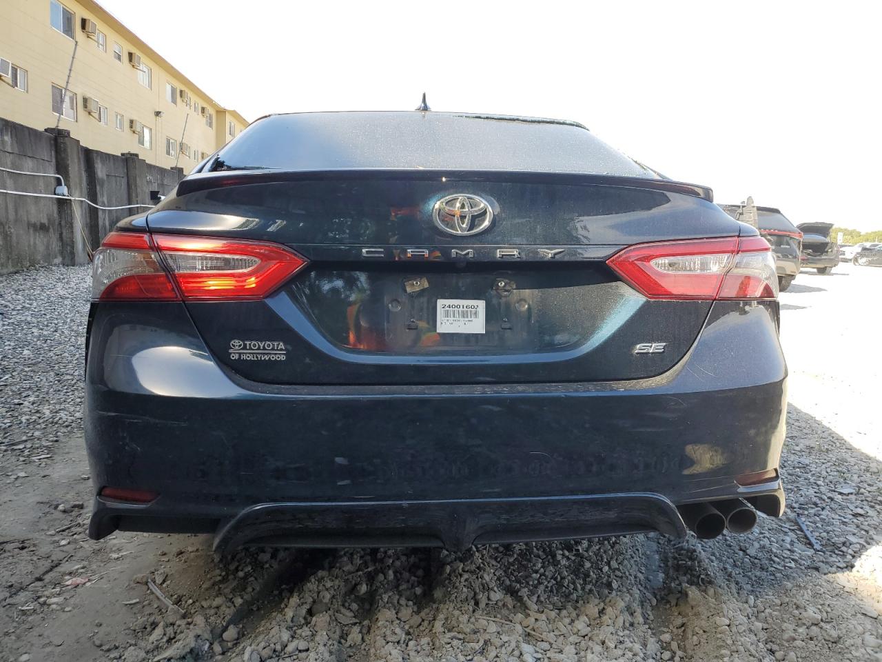 4T1B11HK0KU744609 TOYOTA CAMRY 2019