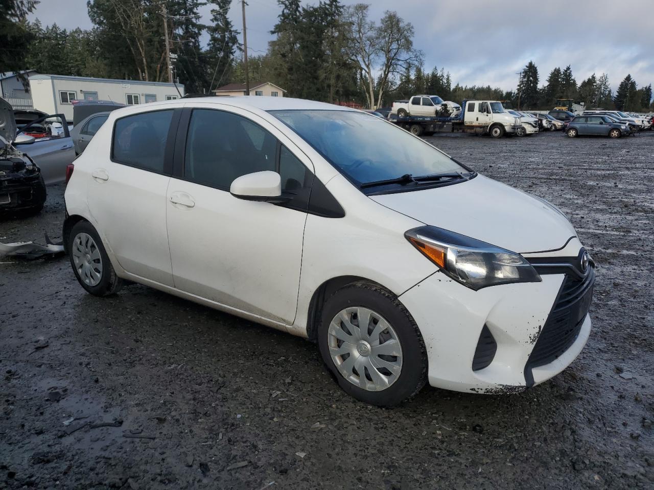 VIN VNKKTUD34HA073798 2017 TOYOTA YARIS no.4