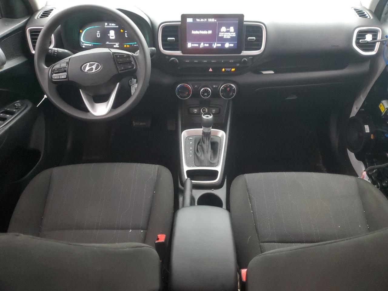 2023 Hyundai Venue - Image 8