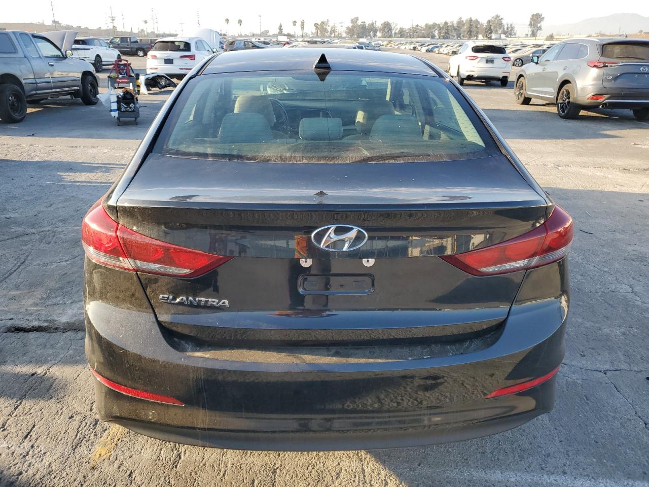 VIN 5NPD84LF1JH360772 2018 HYUNDAI ELANTRA no.6