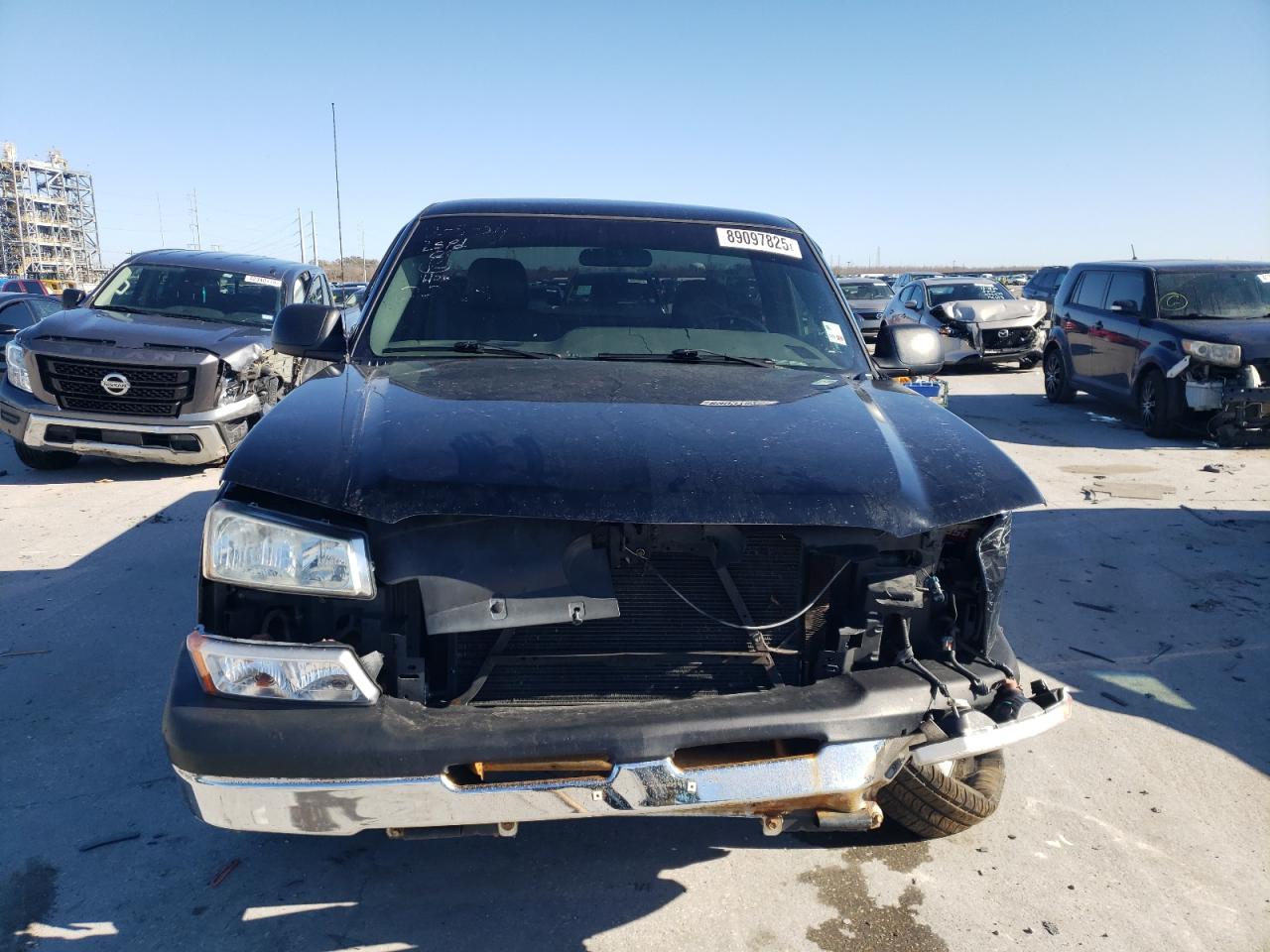 2004 Chevrolet Silverado - Image 5