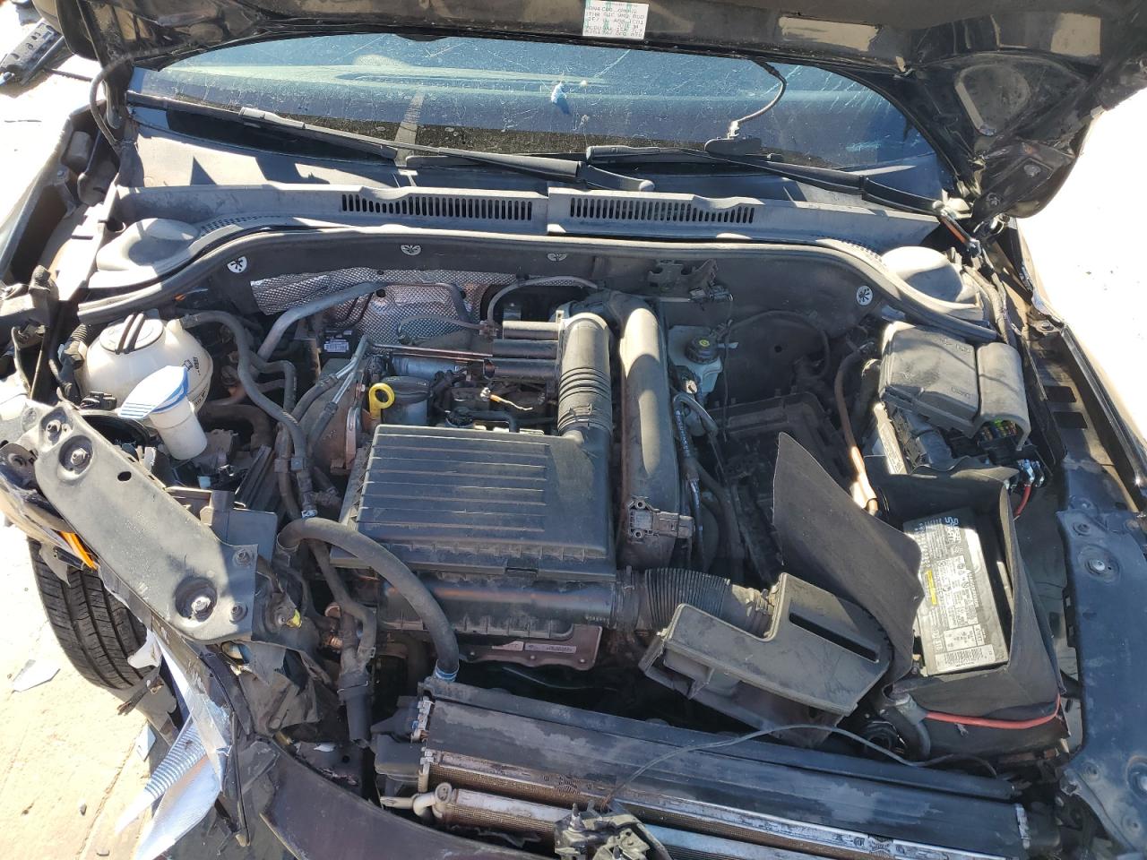 2016 Volkswagen Jetta - Image 11