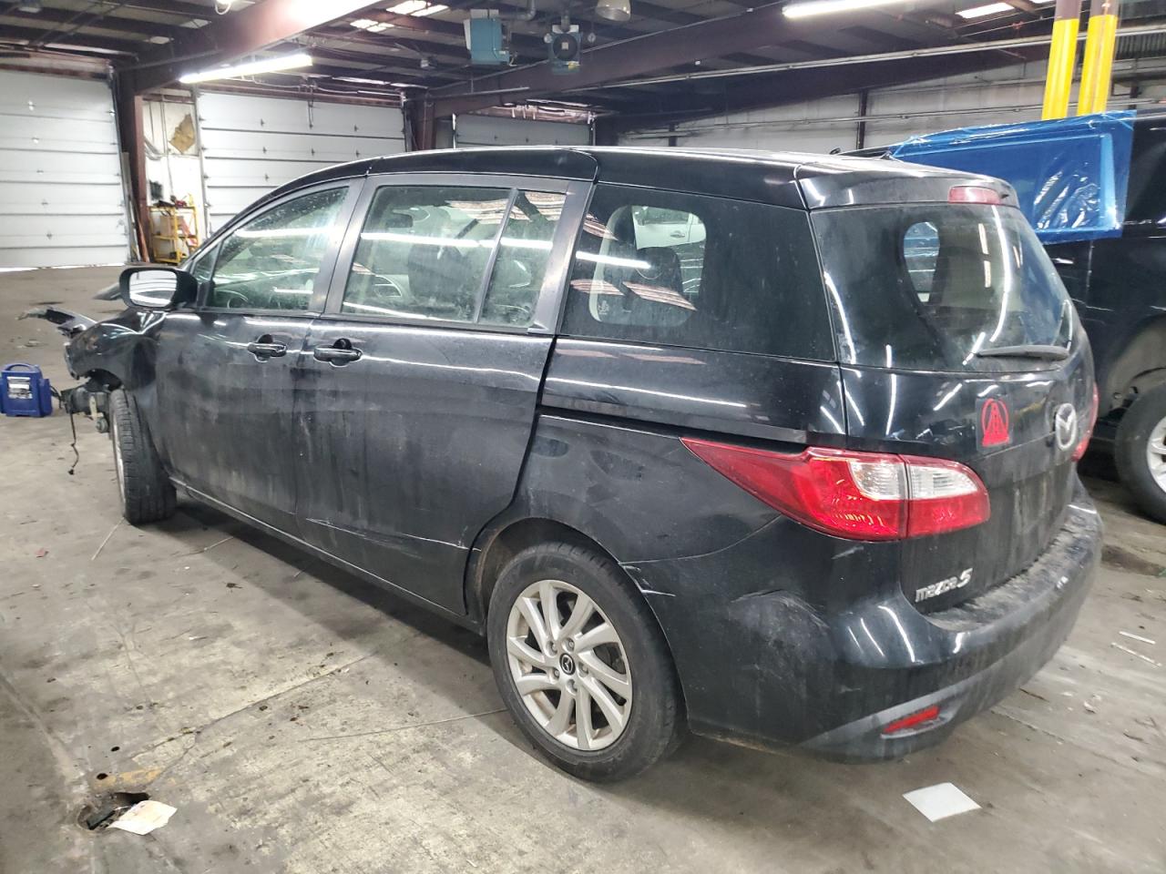 2014 Mazda 5 - Image 2