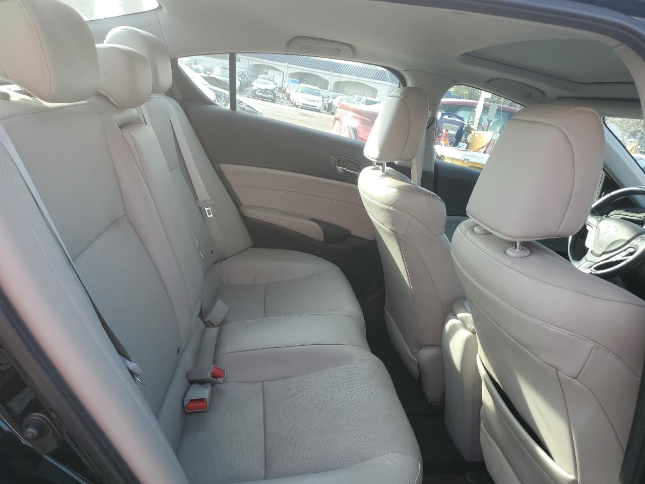 2016 Acura ILX - Image 10