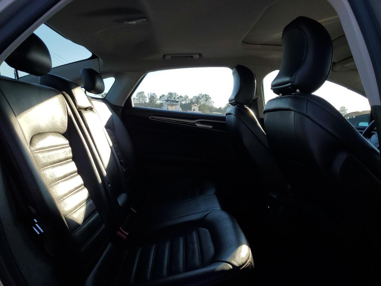 2016 Ford Fusion - Image 11