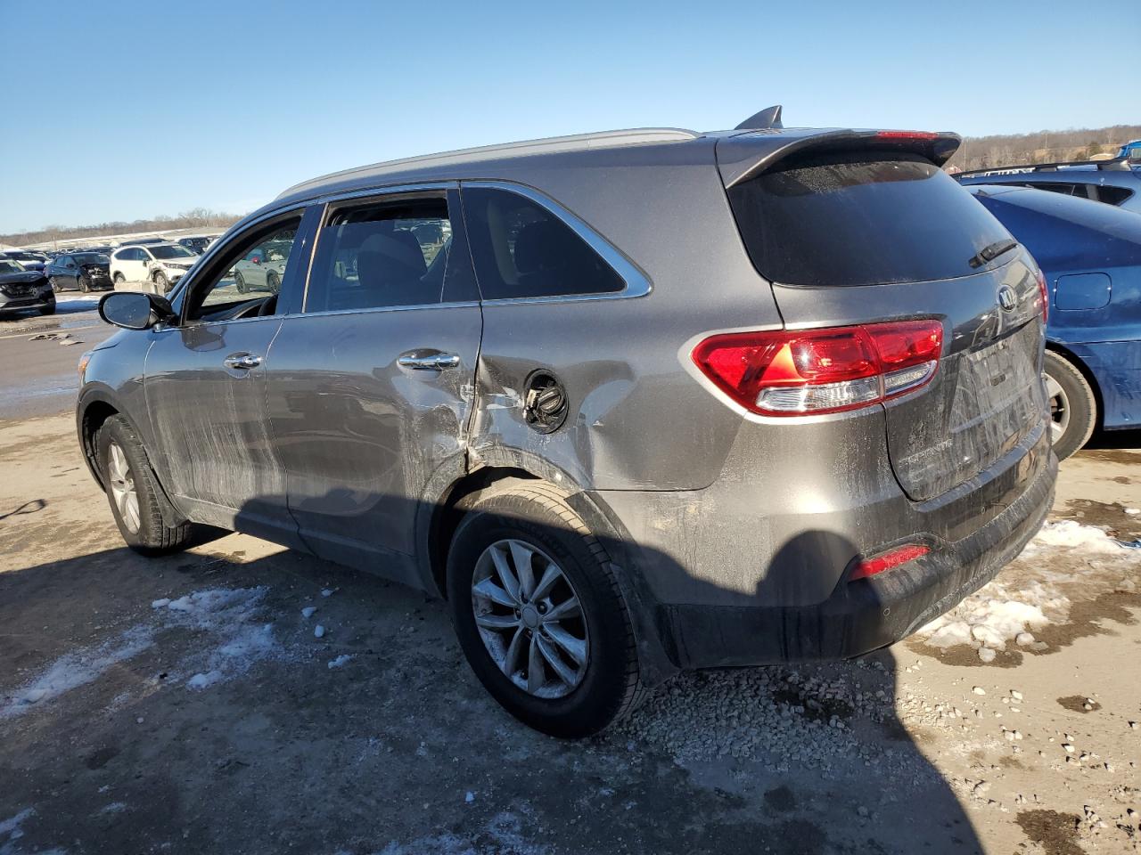 2017 Kia Sorento - Image 2