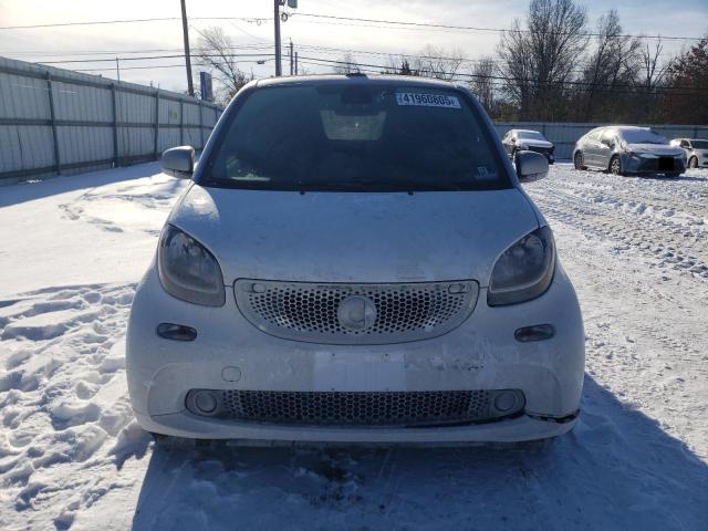 SMART FORTWO 2017 Biały
