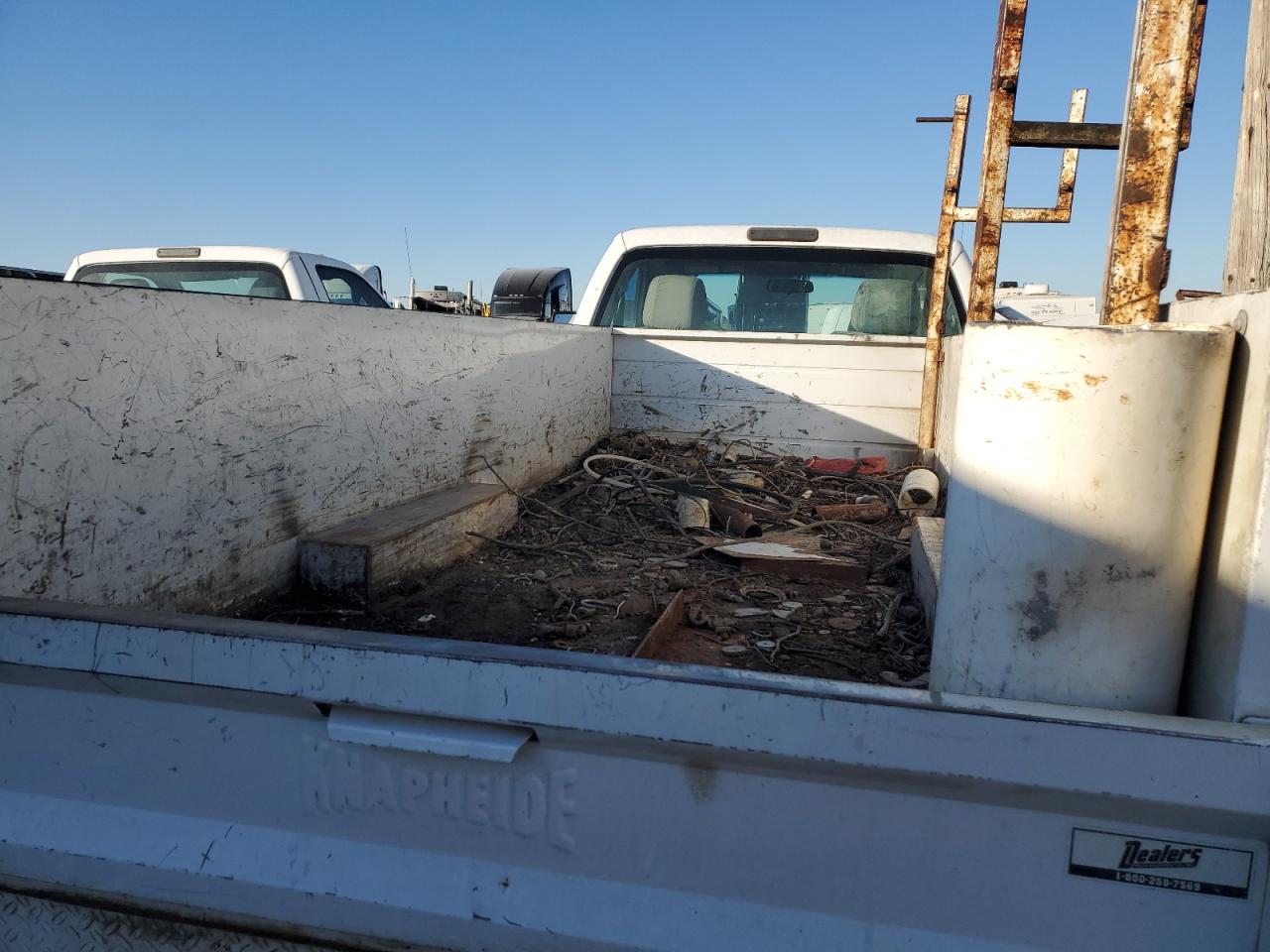 2015 Ford F450 - Image 10