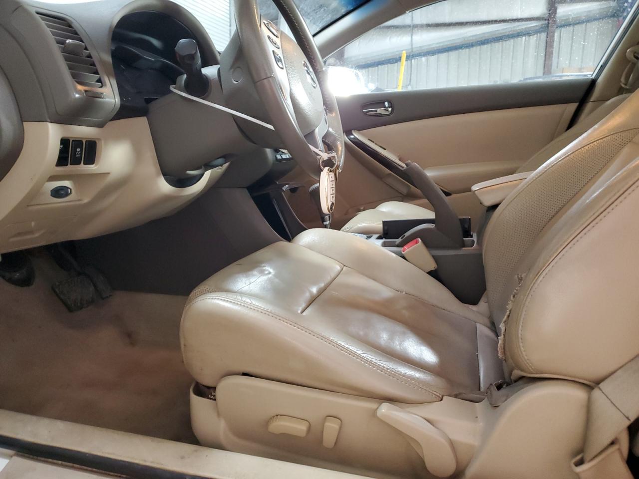 2012 Nissan Altima - Image 7