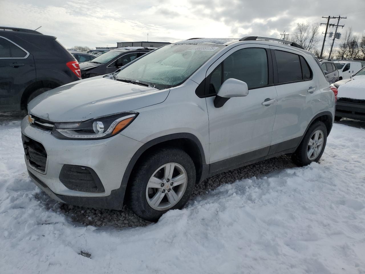 KL7CJPSB8MB306811 CHEVROLET TRAX 2021