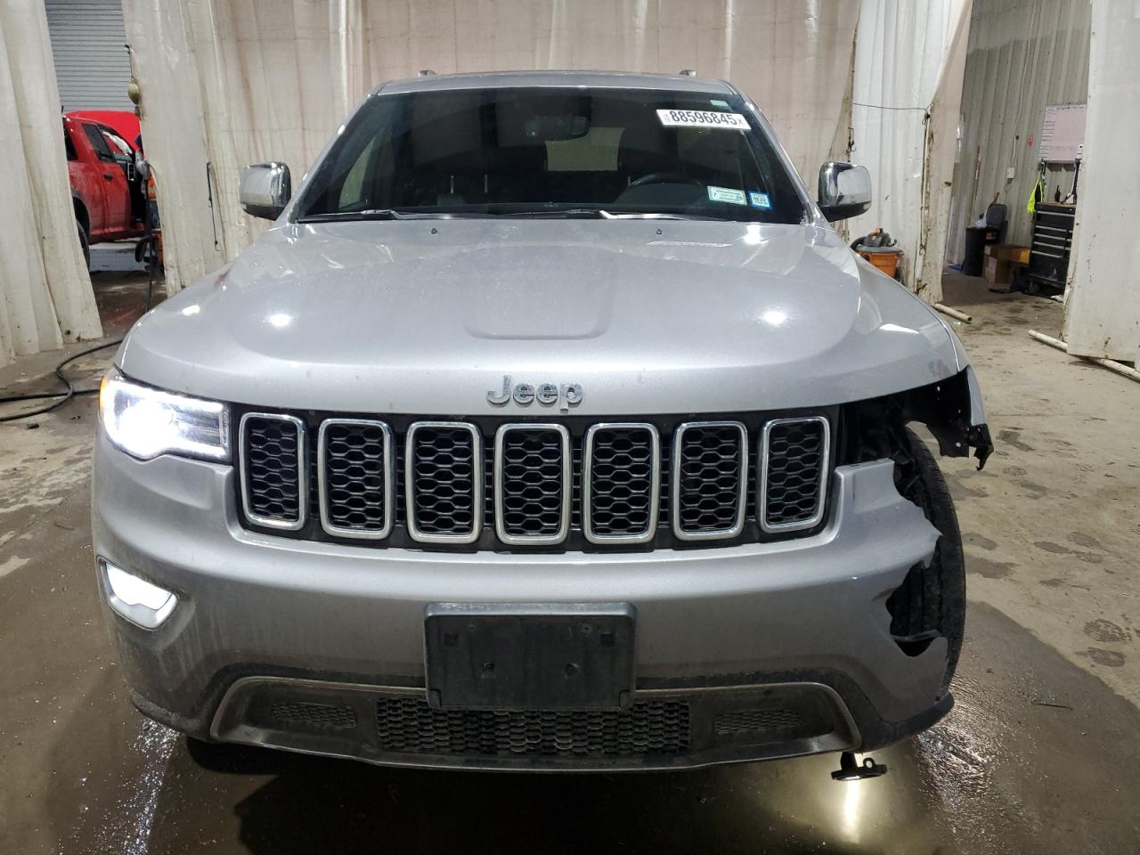 2020 Jeep Grand Cherokee - Image 5