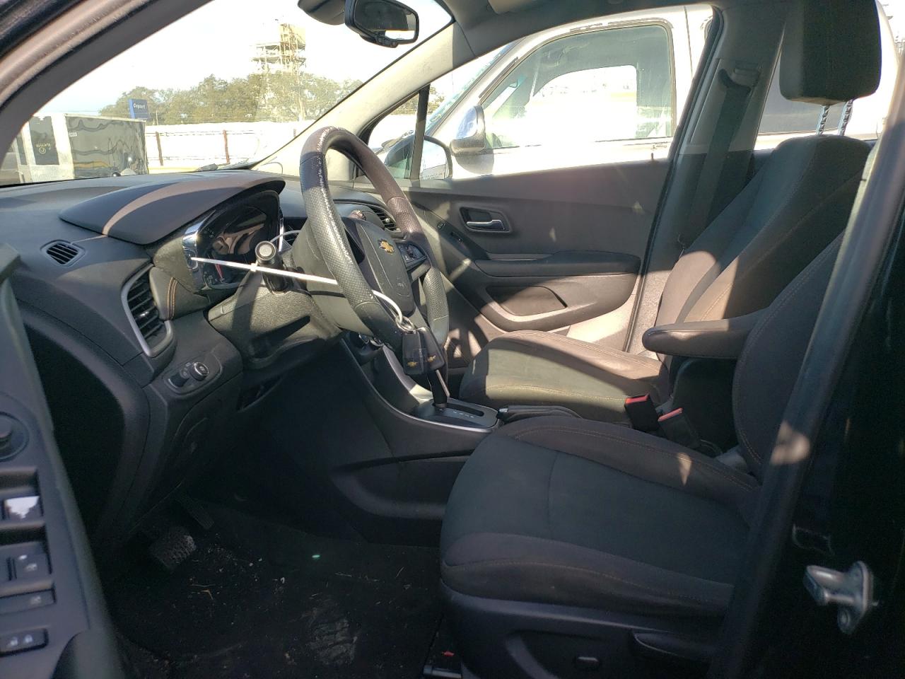 2017 Chevrolet Trax - Image 7
