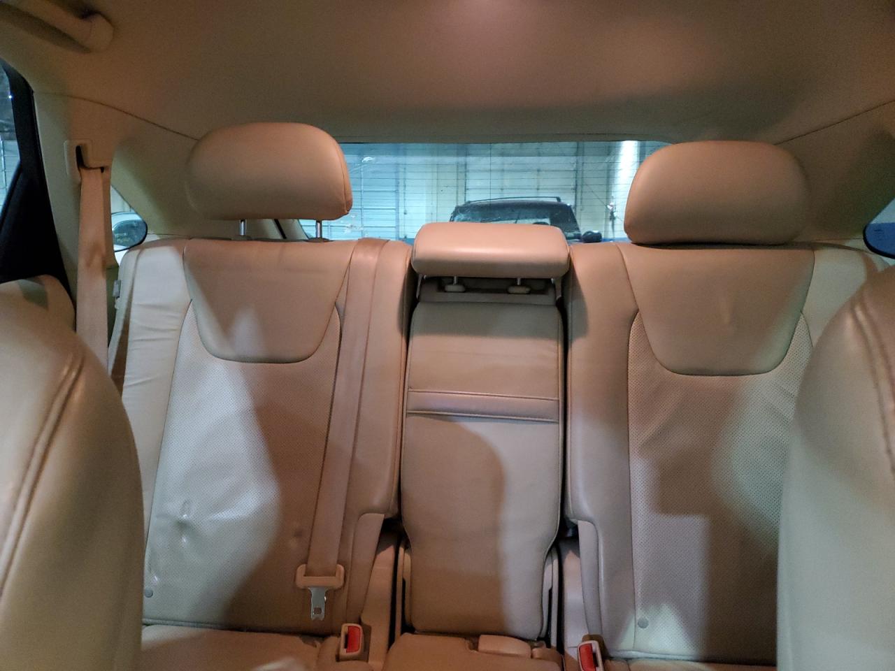 2011 Lexus RX - Image 10