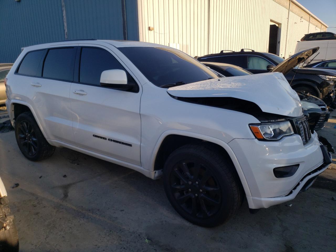 2021 Jeep Grand Cherokee - Image 4