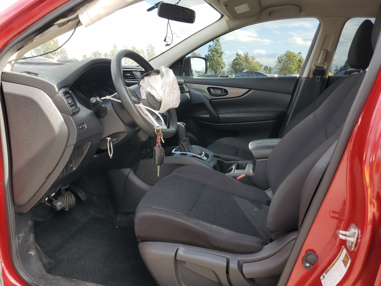 2018 Nissan Rogue - Image 7