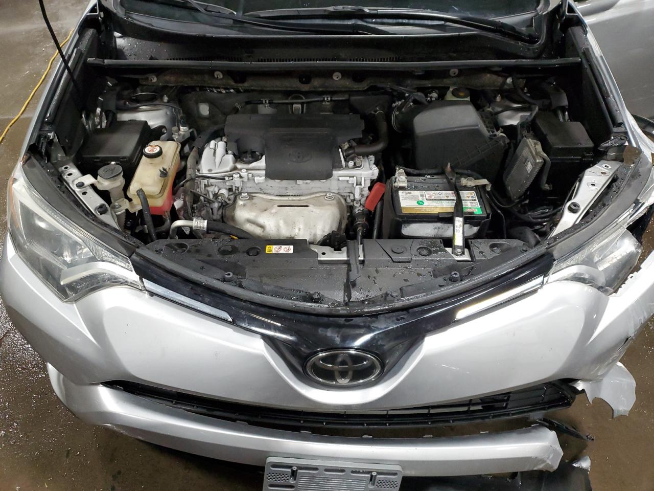 2018 Toyota RAV 4 - Image 13