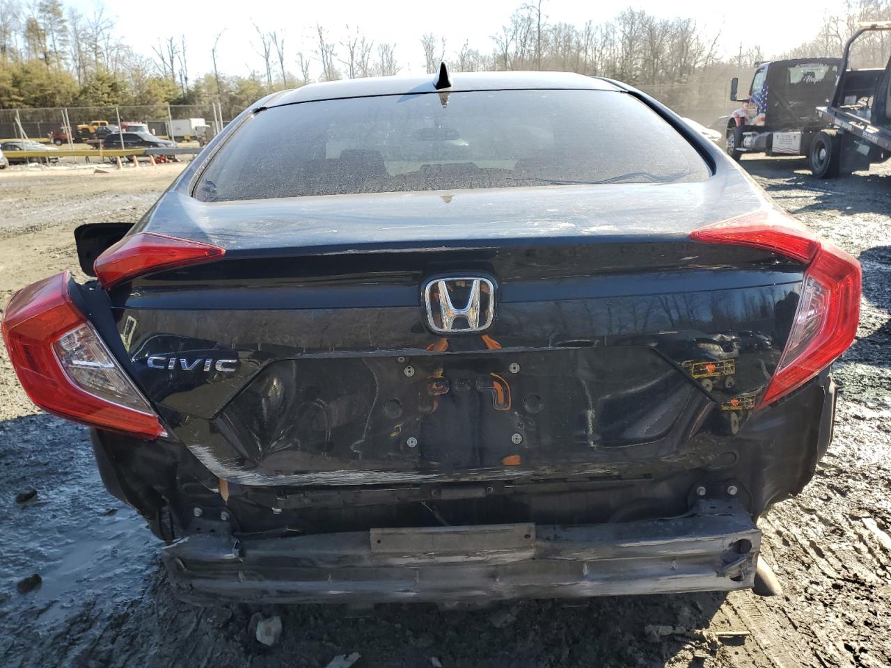 2018 Honda Civic - Image 6