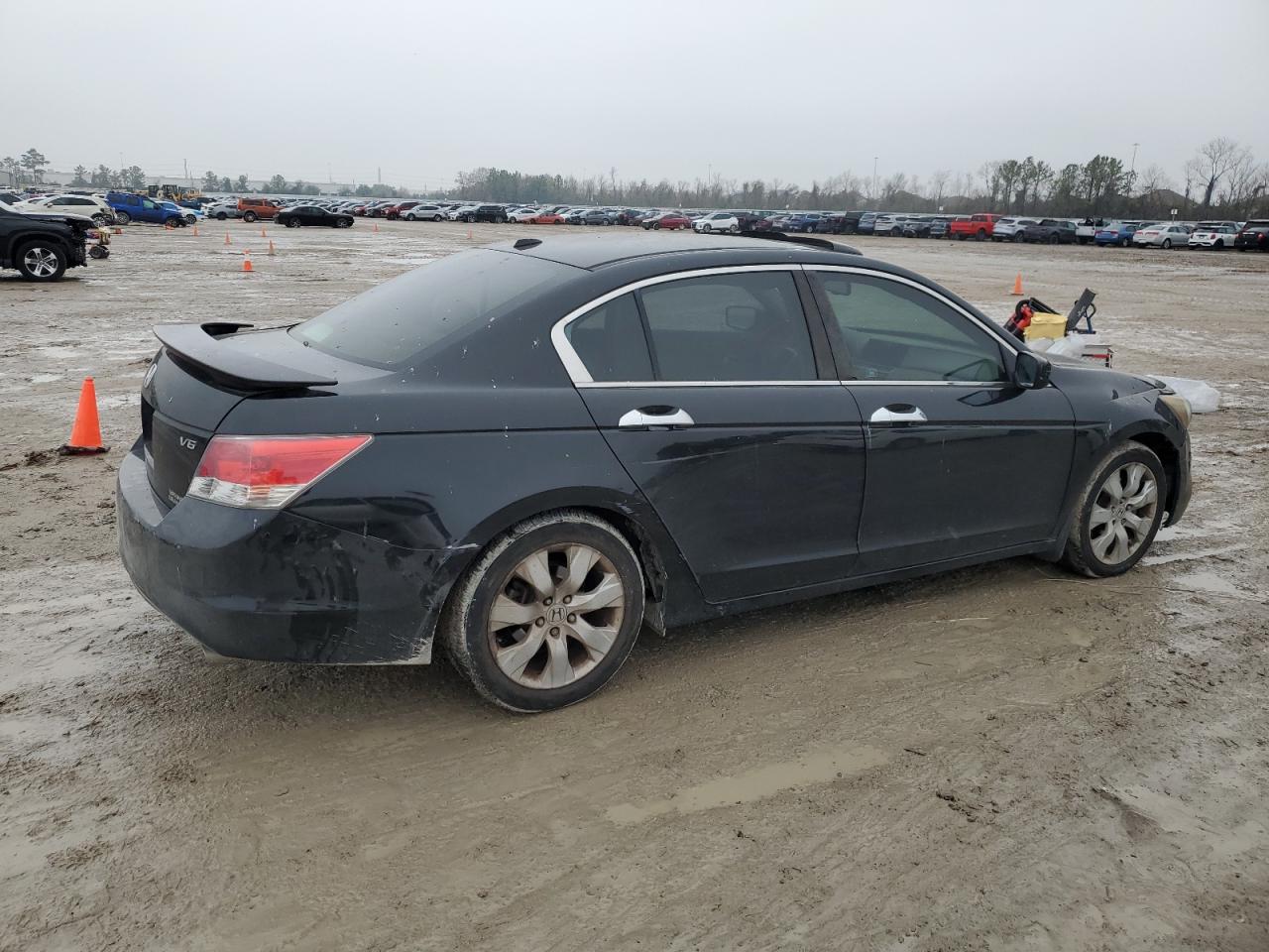 2010 Honda Accord - Image 3