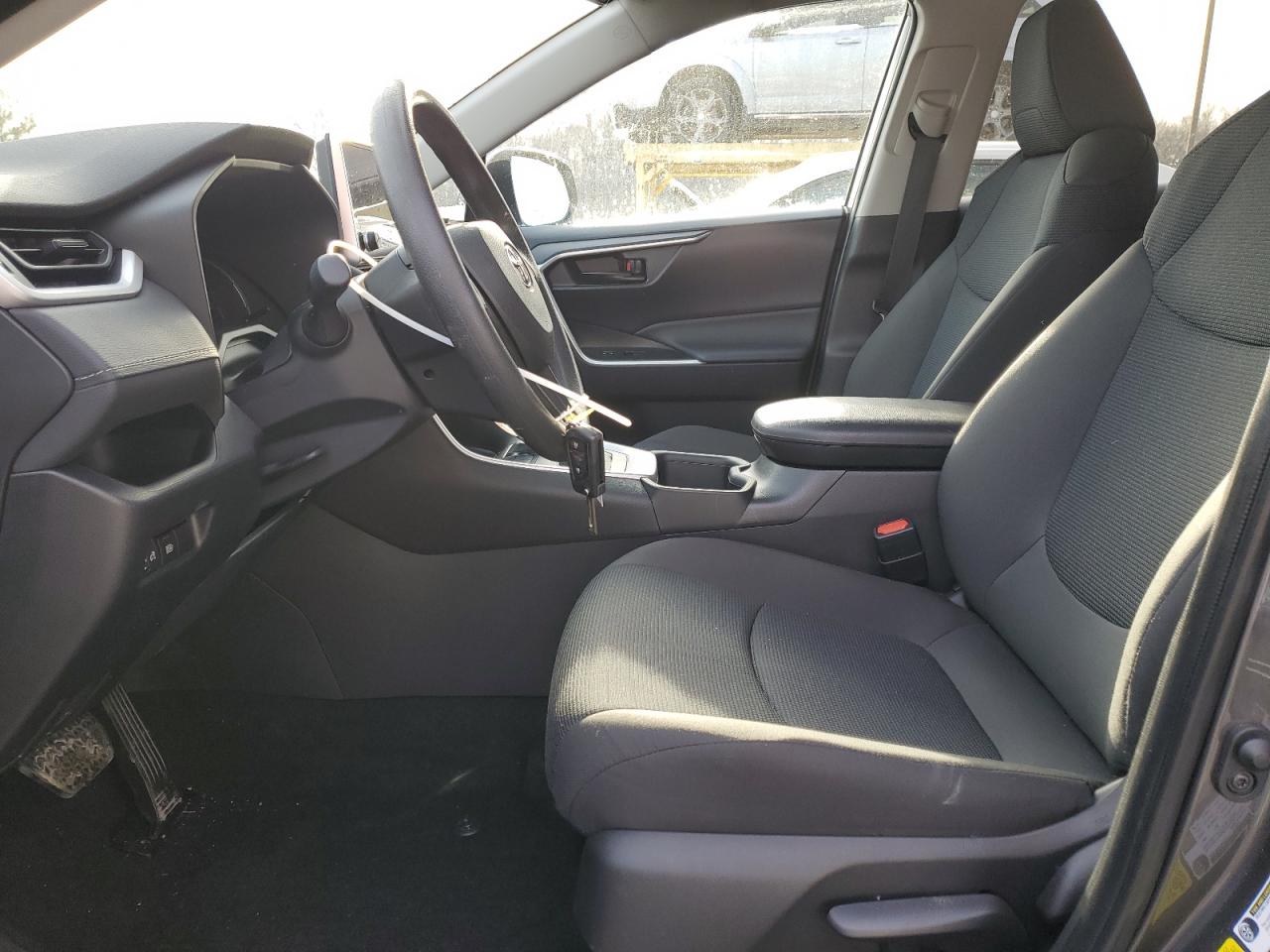 2024 Toyota RAV 4 - Image 7