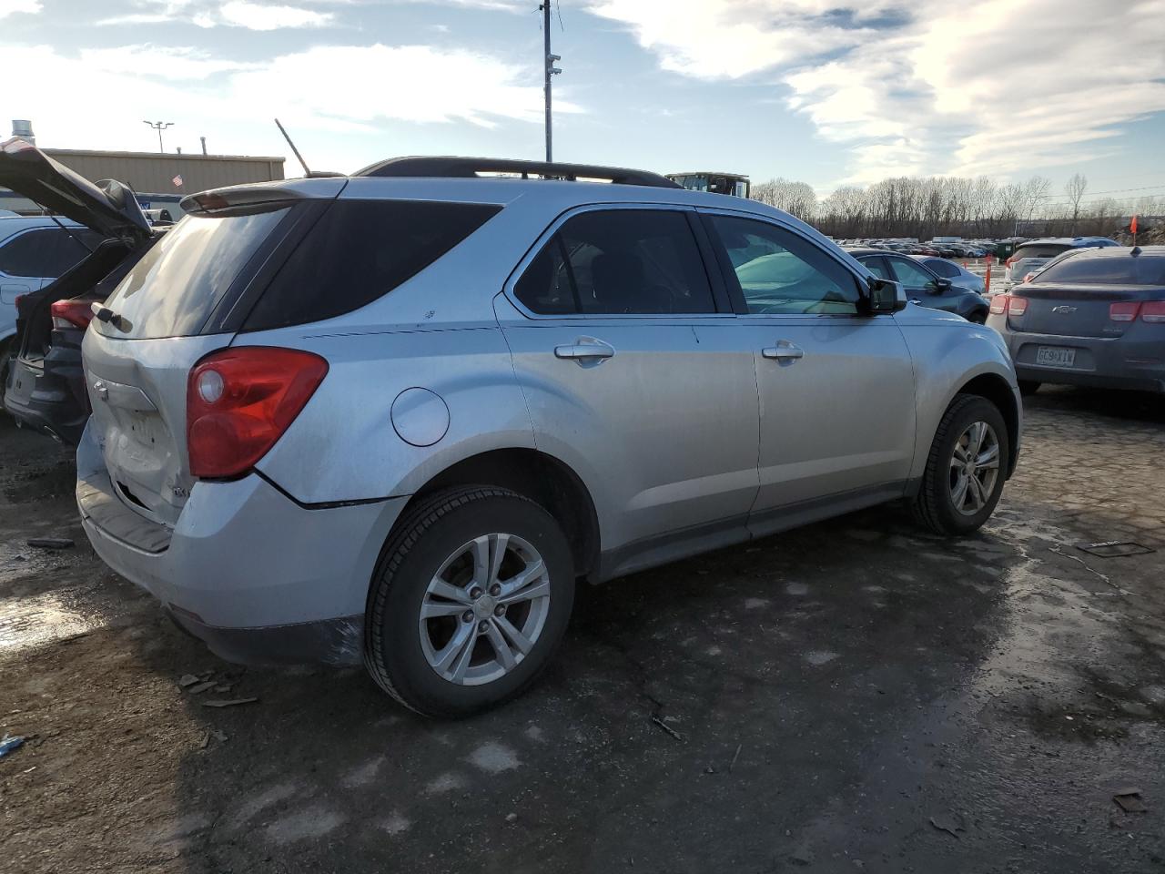 2015 Chevrolet Equinox - Image 3