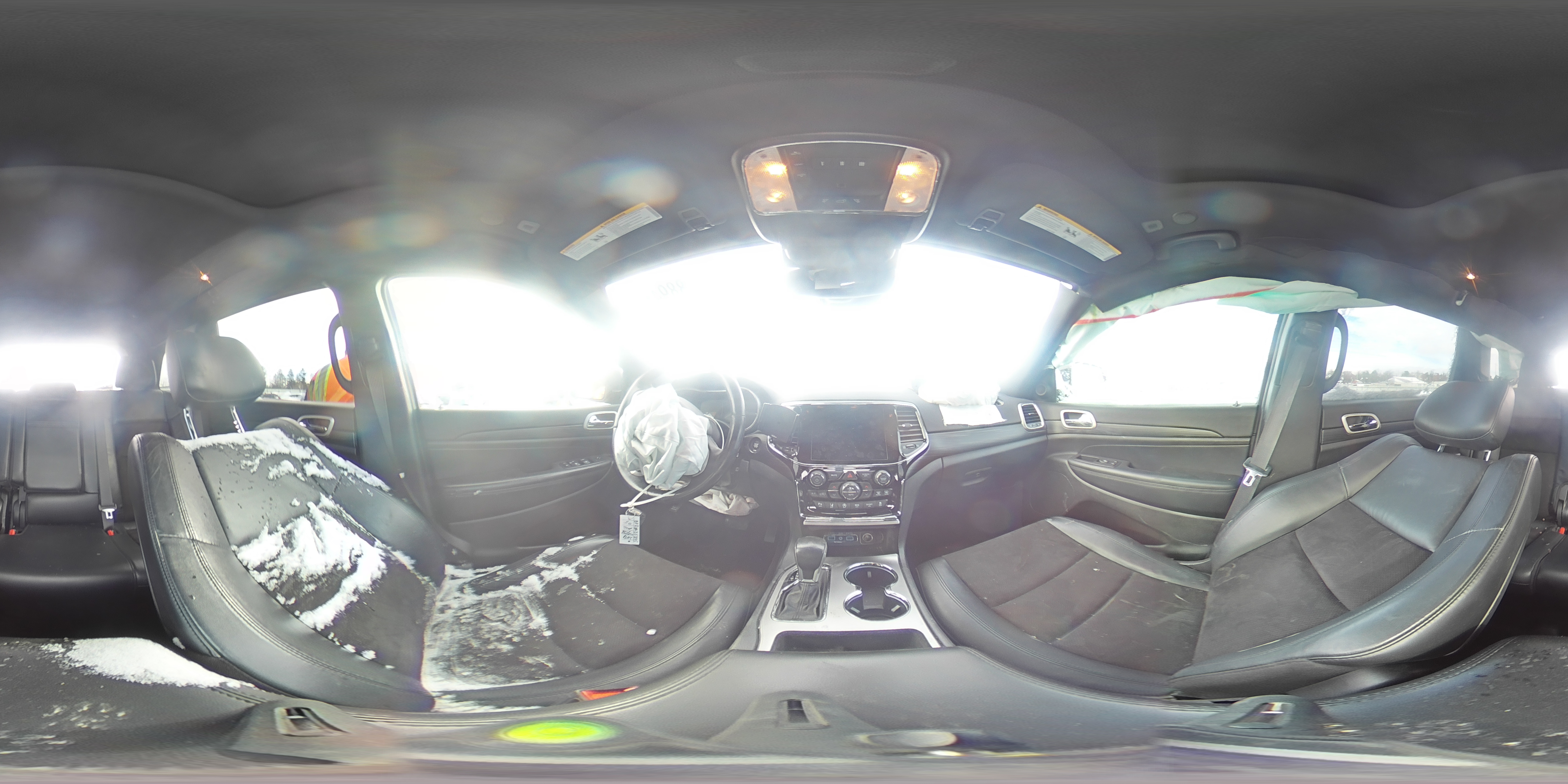 2020 Jeep Grand Cherokee - Image 14
