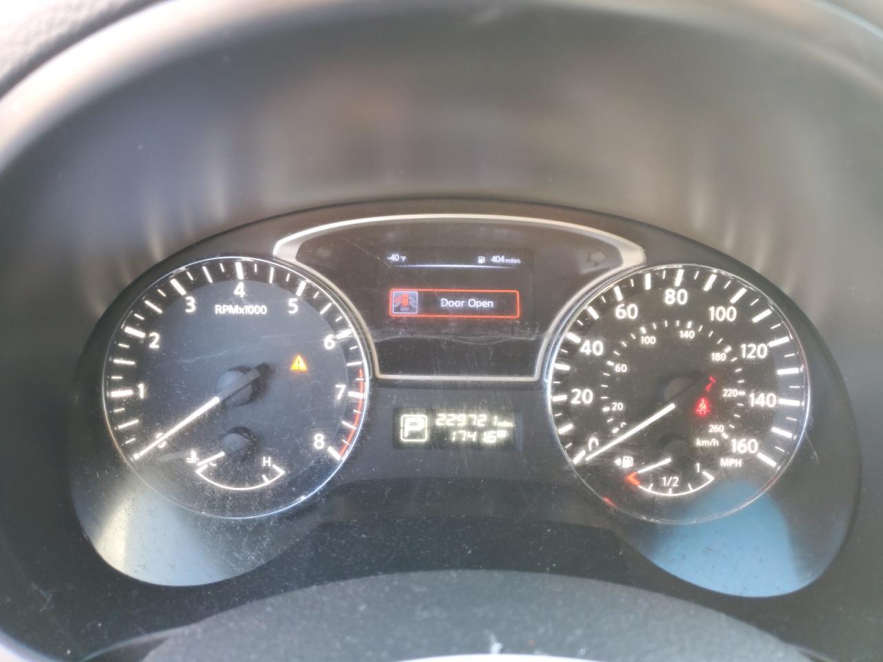 2015 Nissan Altima - Image 9