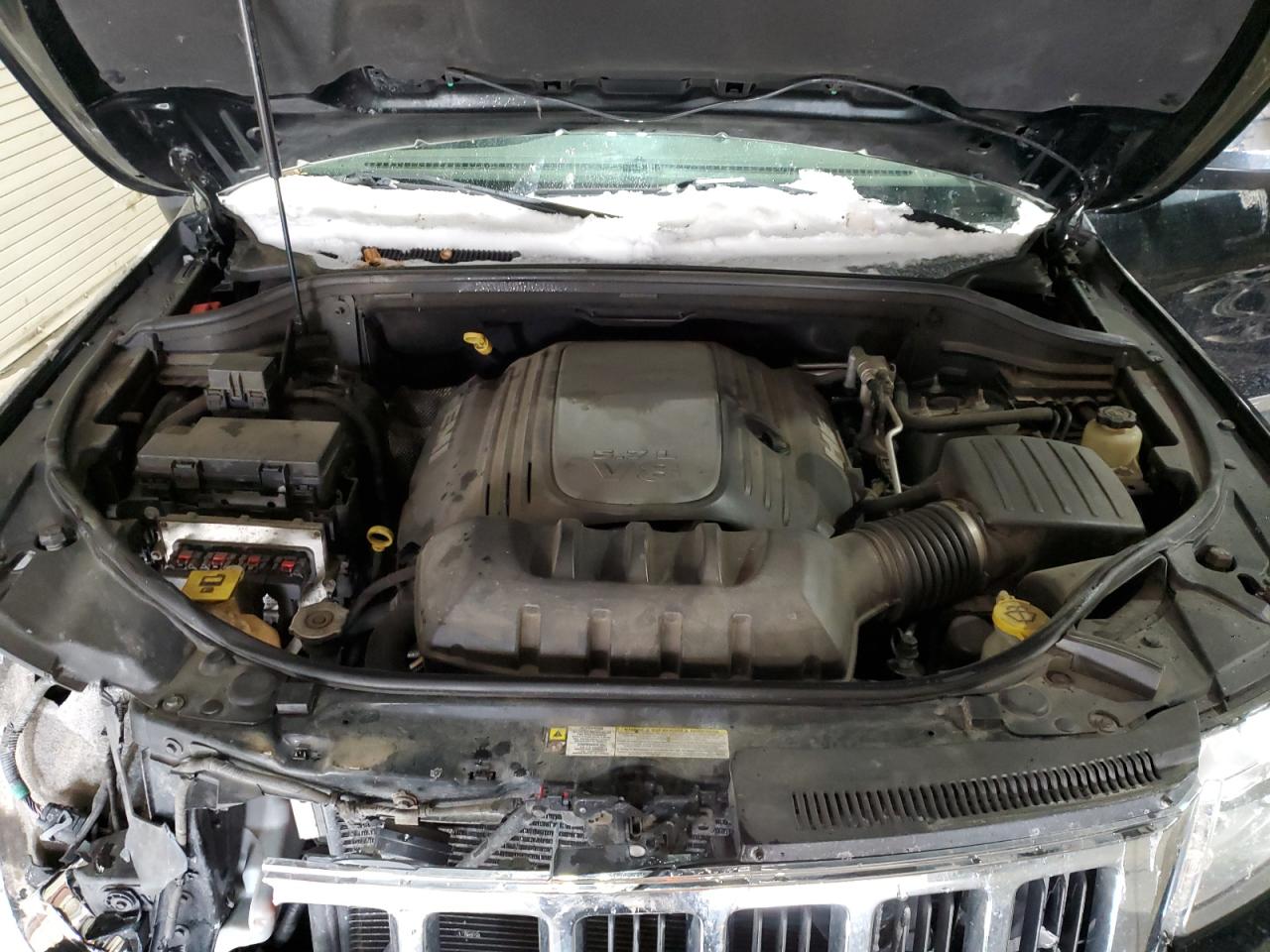 2013 Jeep Grand Cherokee - Image 12