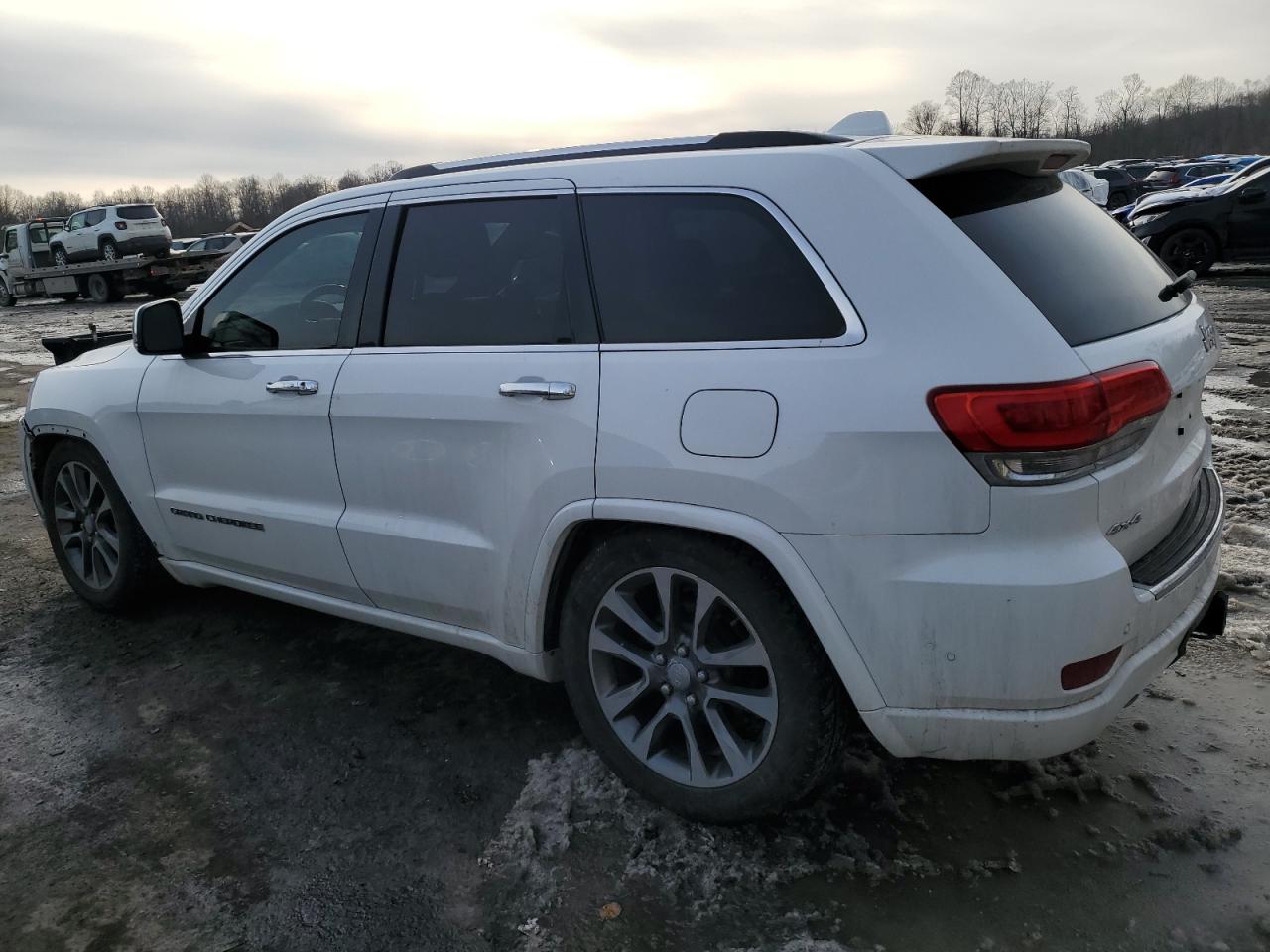 2017 Jeep Grand Cherokee - Image 2