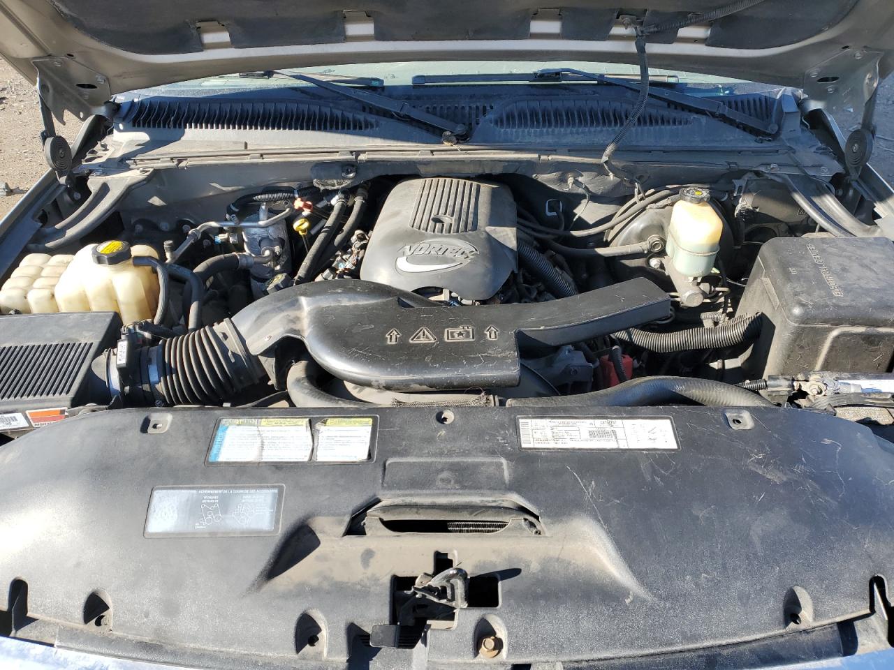 2001 GMC Yukon Xl K1500 VIN: 3GKFK16T31G221718 Lot: 90881775