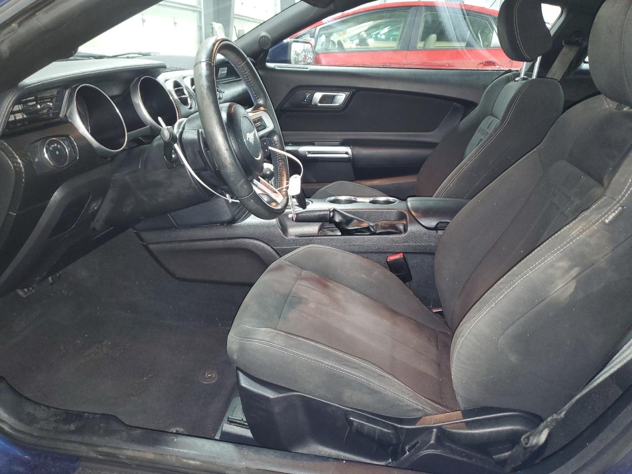 2019 Ford Mustang - Image 7