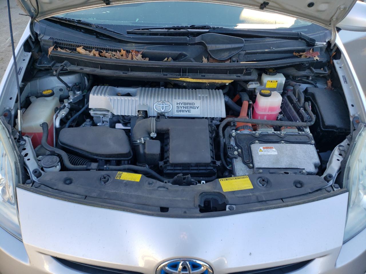 2010 Toyota Prius - Image 11
