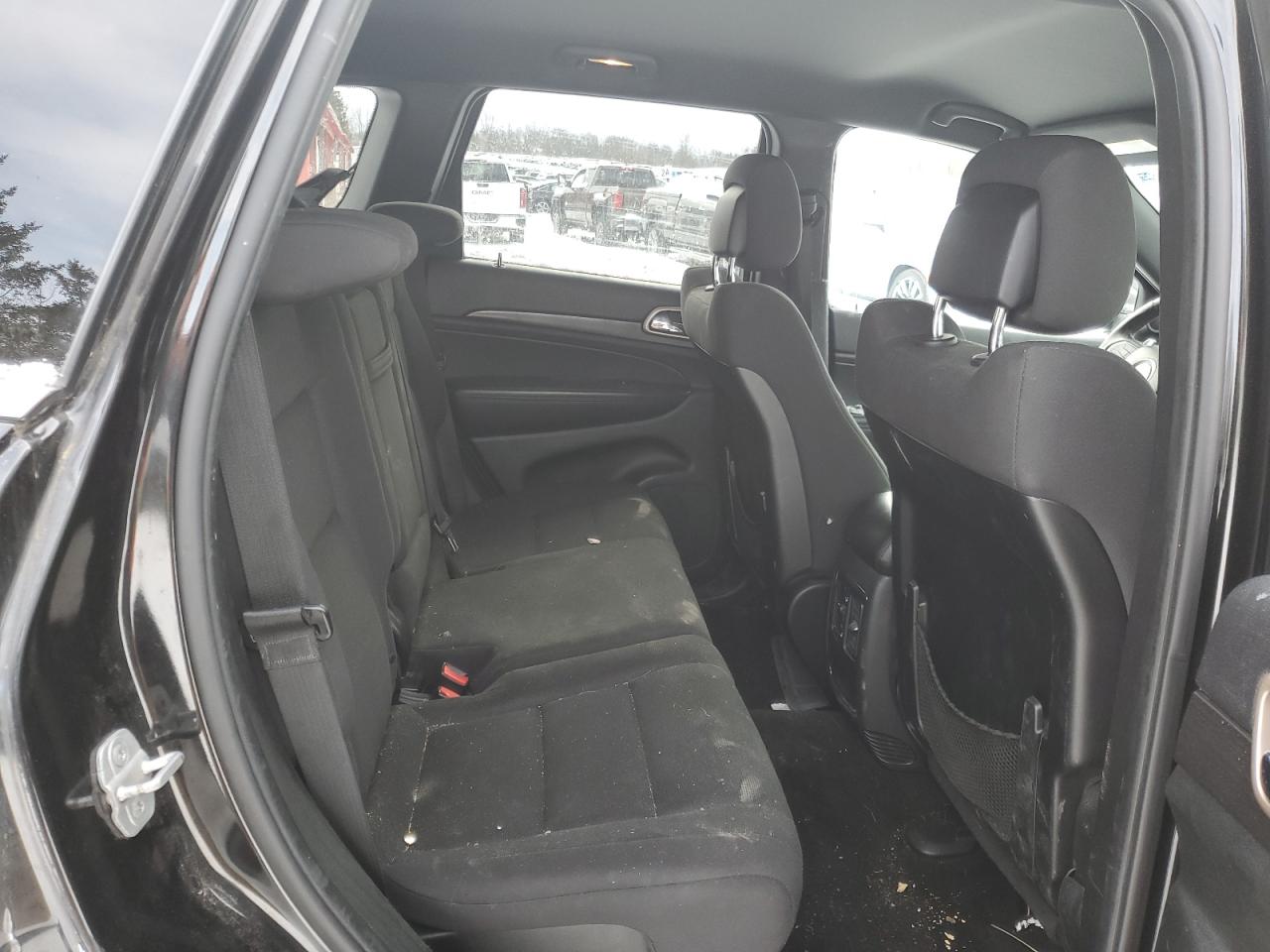 2014 Jeep Grand Cherokee - Image 11