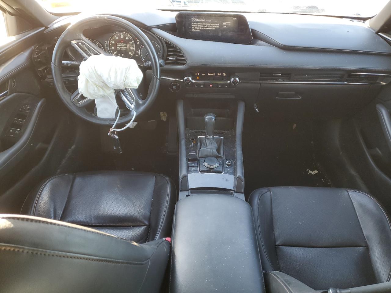 2019 Mazda 3 - Image 8