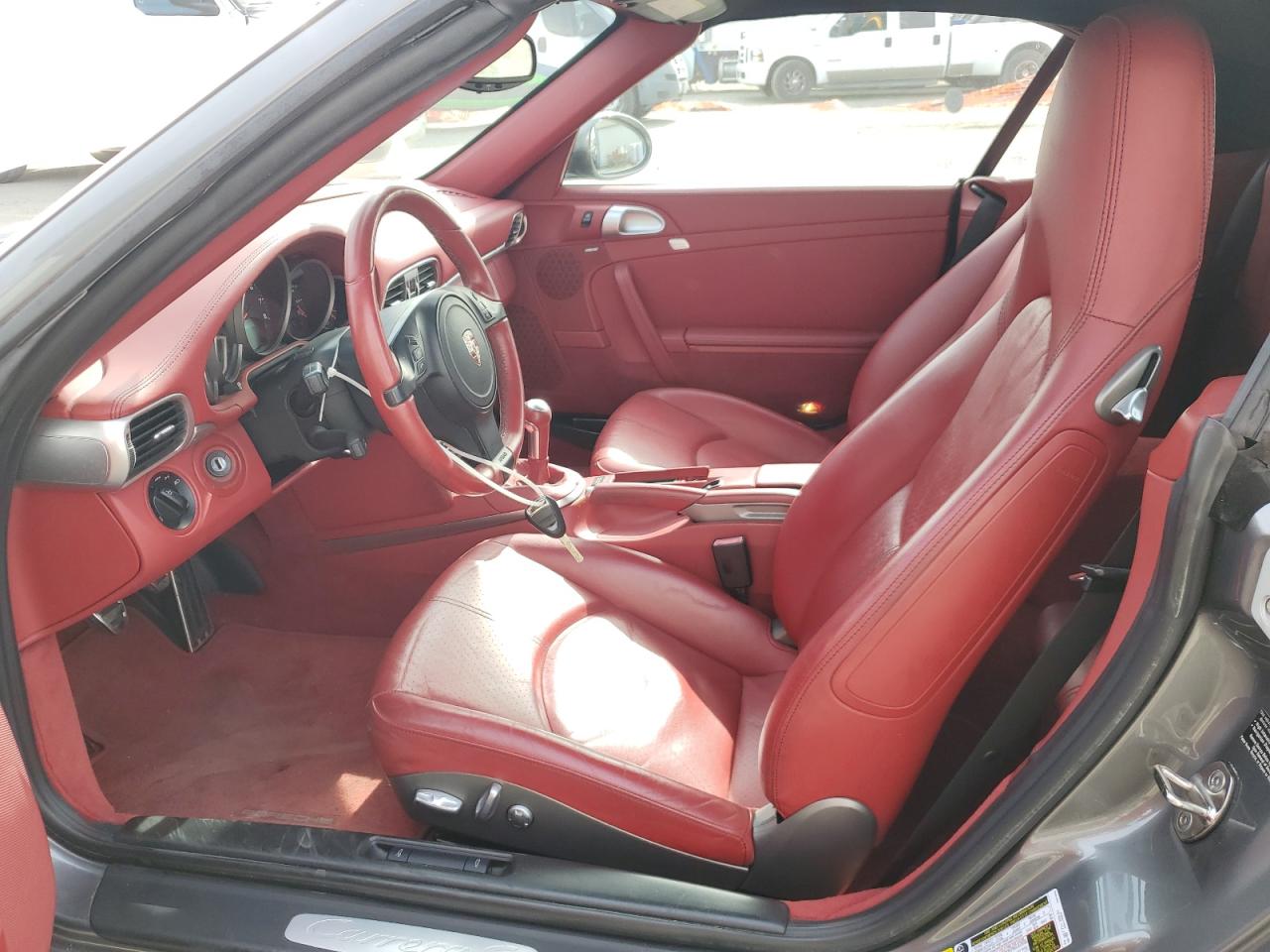 2011 Porsche 911 Carrera S VIN: WP0CB2A95BS755250 Lot: 42056145