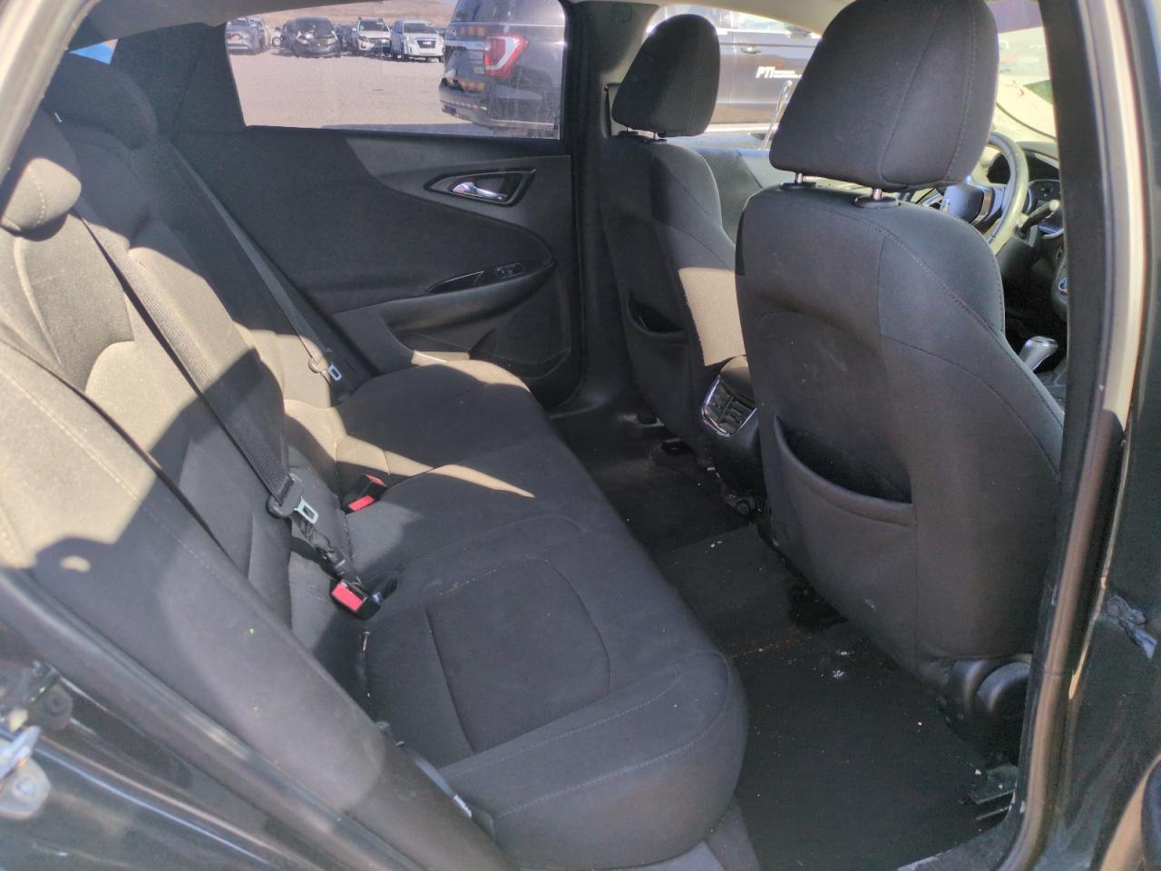 1G1ZJ5SU9HF212561 CHEVROLET MALIBU 2017