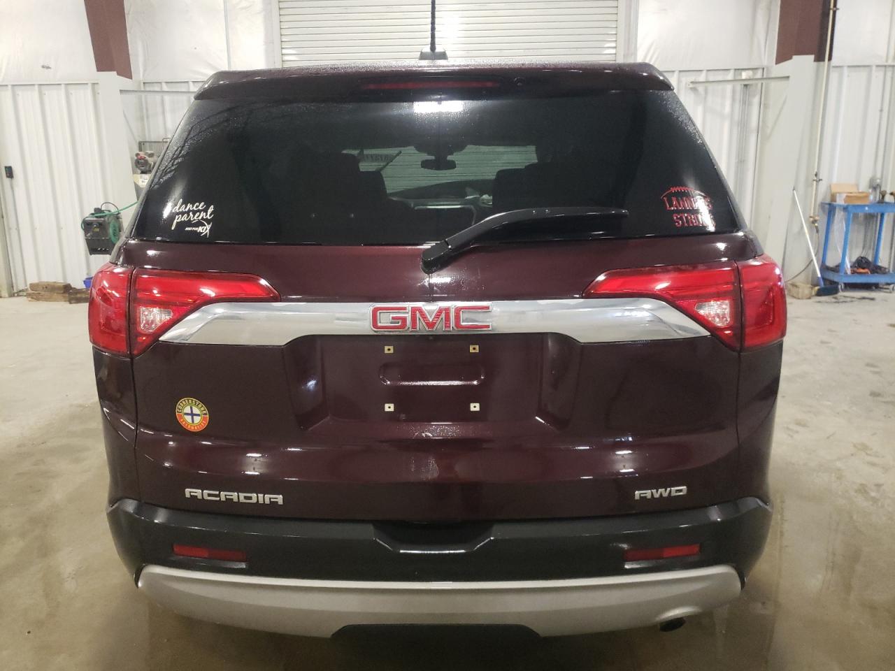 2017 GMC Acadia - Image 6