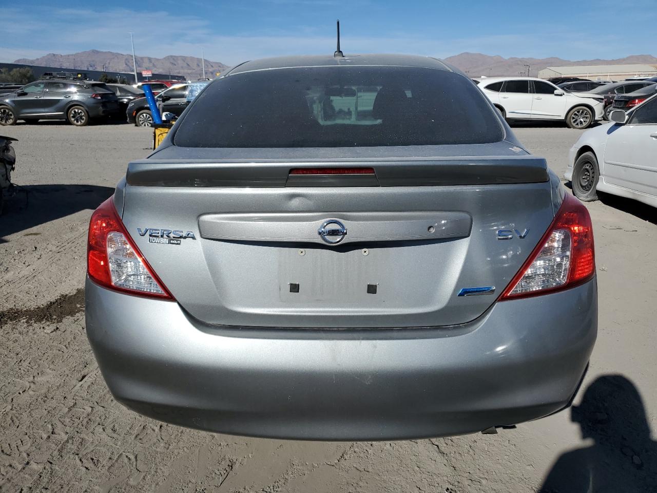 2014 Nissan Versa - Image 6