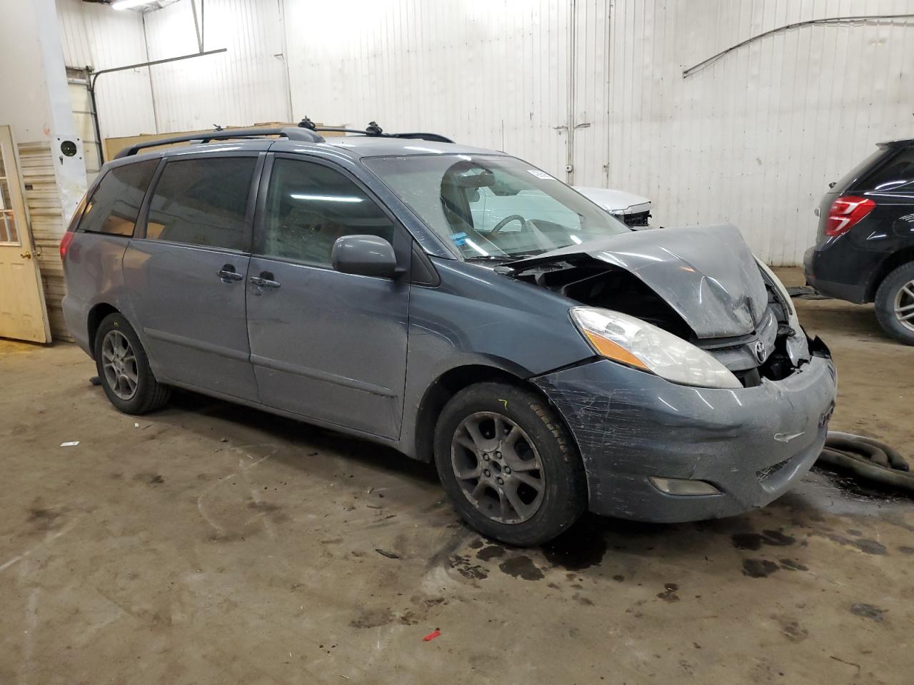 2006 Toyota Sienna - Image 4