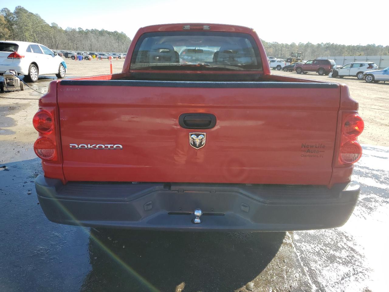 2007 Dodge Dakota - Image 6