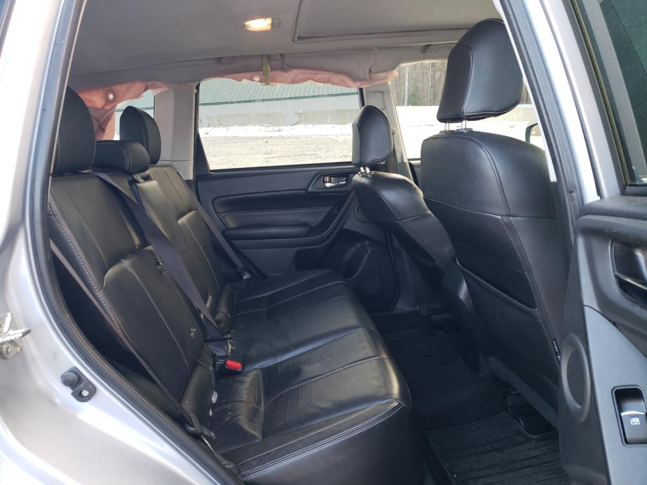2017 Subaru Forester - Image 11