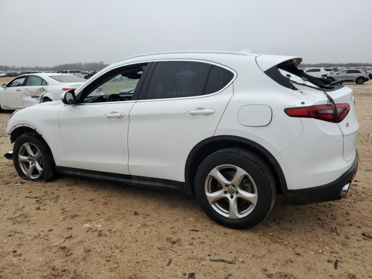 2020 Alfa Romeo Stelvio - Image 2