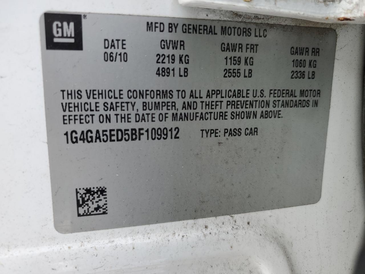 2011 Buick LaCrosse - Image 12