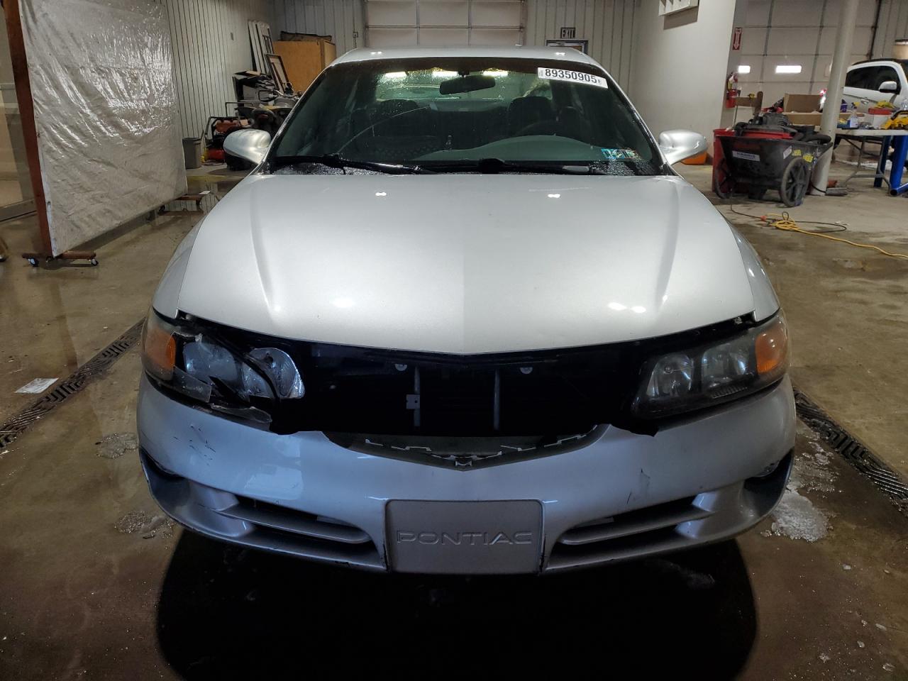 2002 Pontiac Bonneville - Image 5